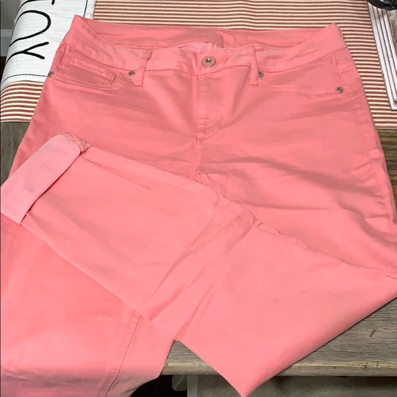 Maurices Pink jeggings - Picture 2 of 3